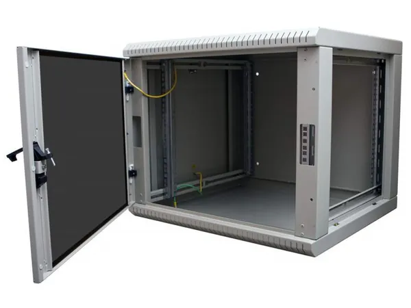 Шкаф телекоммуникационный BL-WD-18U655-SD