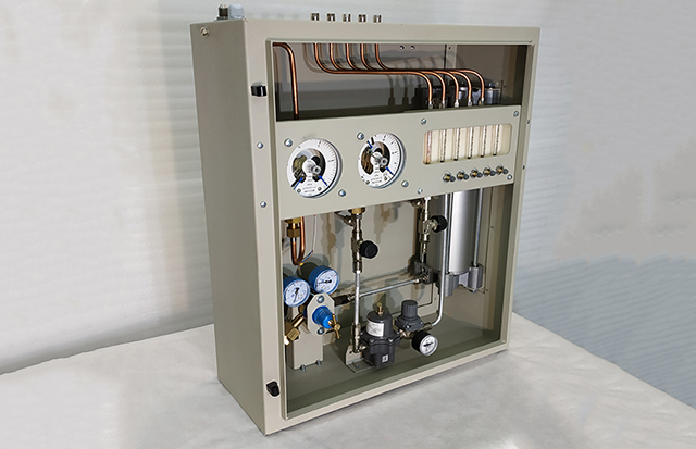 УСКДМГ-6 - установка для содержания кабелей связи под избыточным давлением